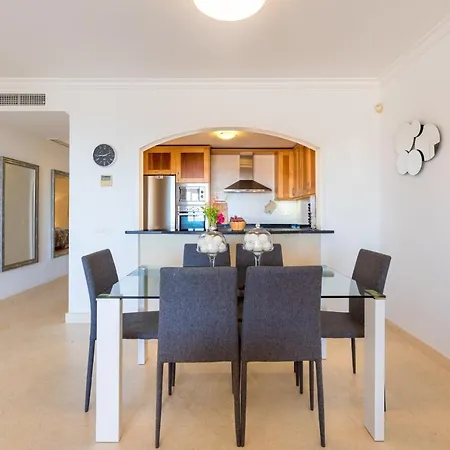 Mediterra Apartment *